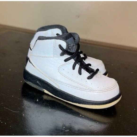 Nike Air Jordan 2 Retro Wings White Black 820222-103 Toddler Td Size 3C - Picture 1 of 5